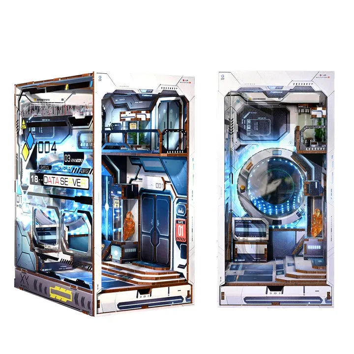 Alien Hub Book Nook Kit