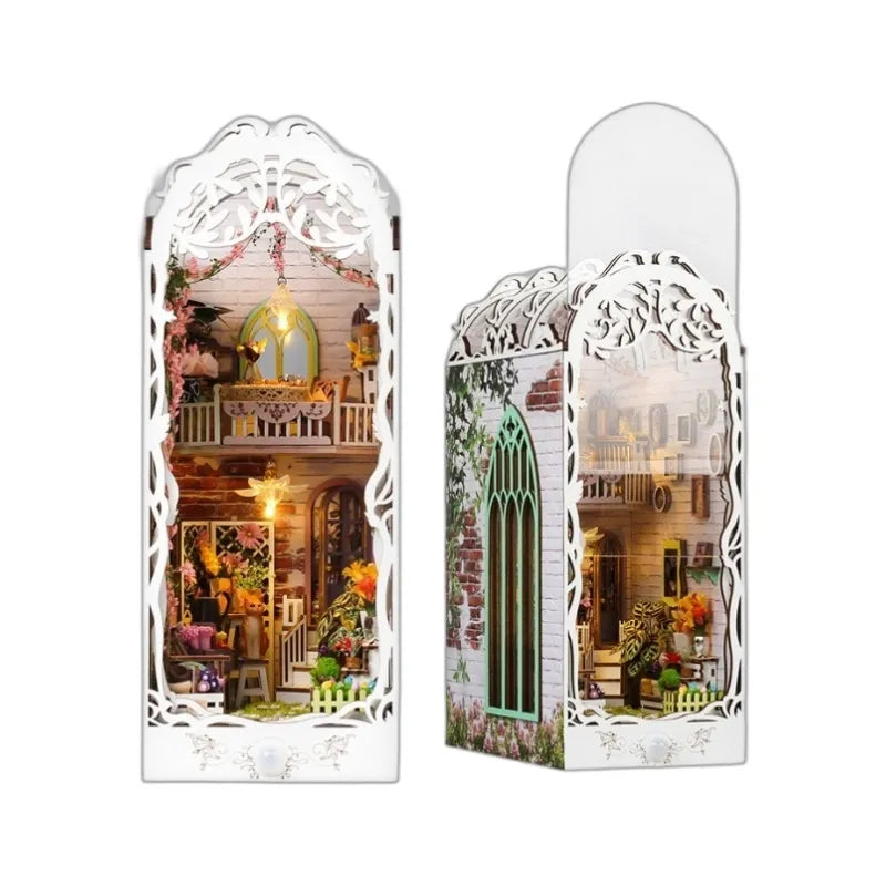 Book Nook - Casa dei Fiori