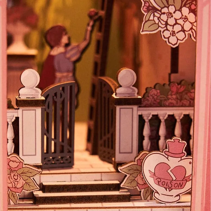Romeo and Juliet Book Nook Kit