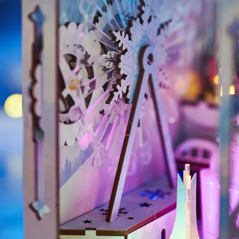 The Great Ice World Book Nook Kit