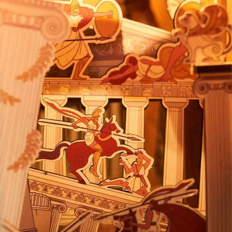 The Legend of the Amazons book nook kit – detail view 2