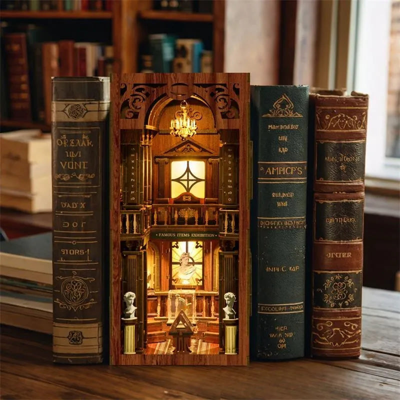 Book Nook - La Biblioteca Filosofica