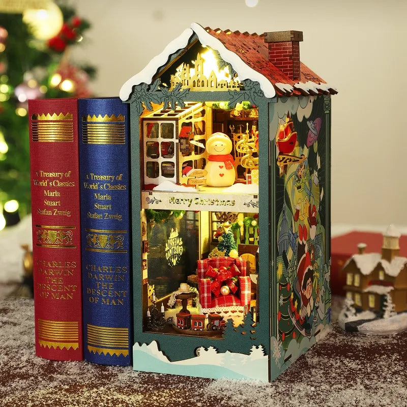 Merry Christmas Book Nook Kit