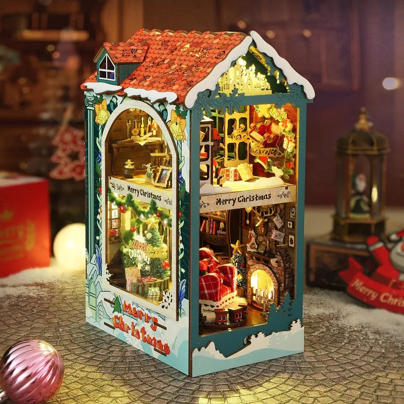 Merry Christmas Book Nook Kit