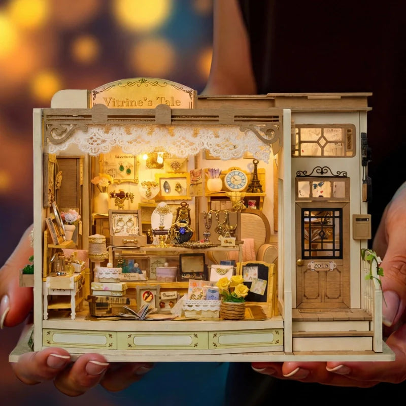 Vitrine's Tale Miniature House Kit