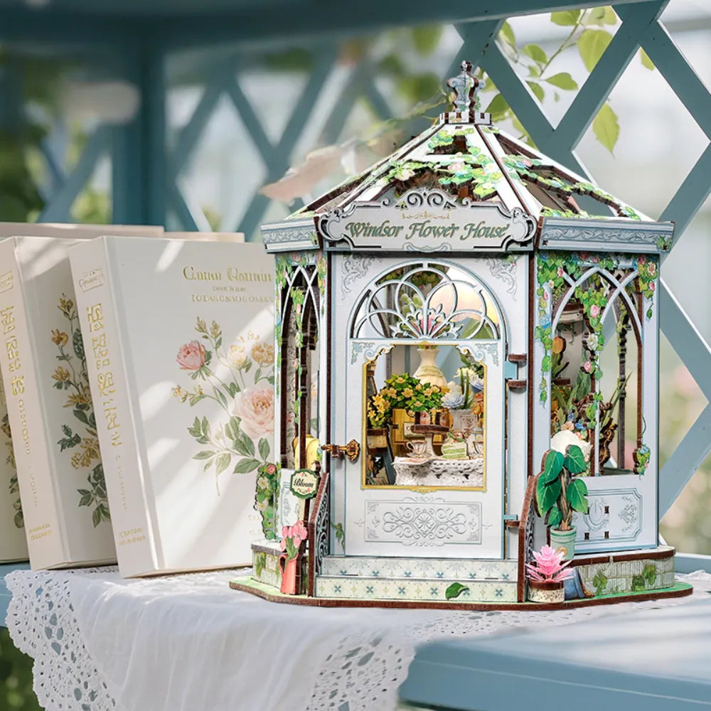 Windsor Flower House miniature kit – detail view 7