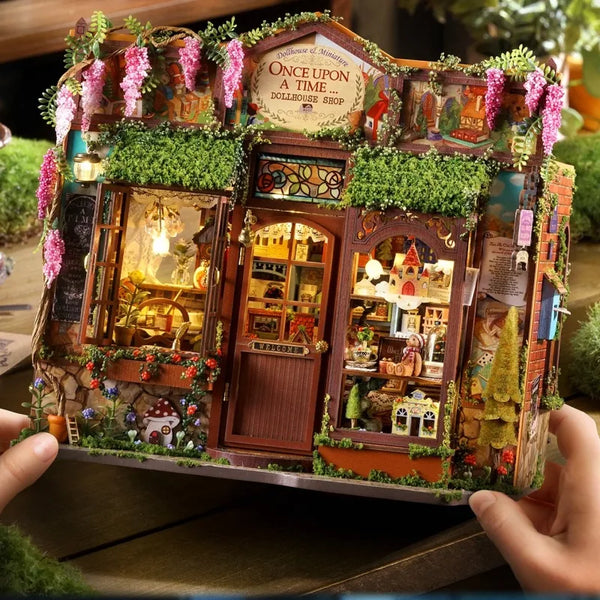 Dollhouse Shop Miniature House Kit