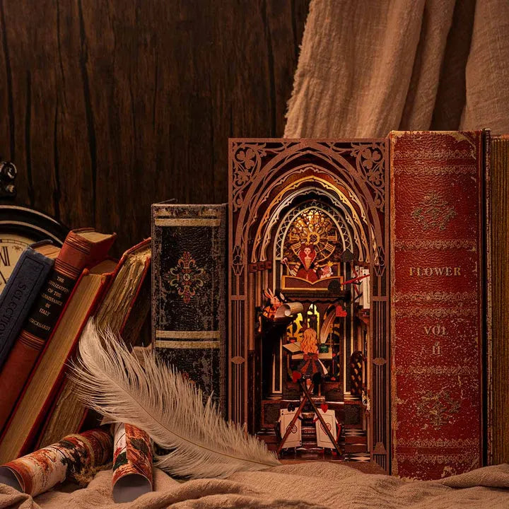 Alice's Evidence Book Nook Kit