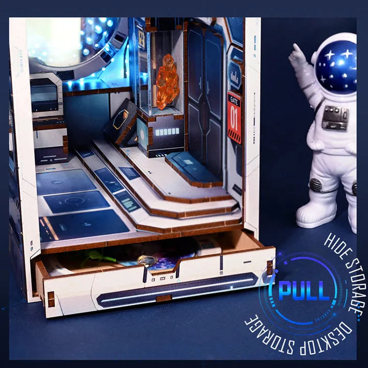 Alien Hub Book Nook Kit