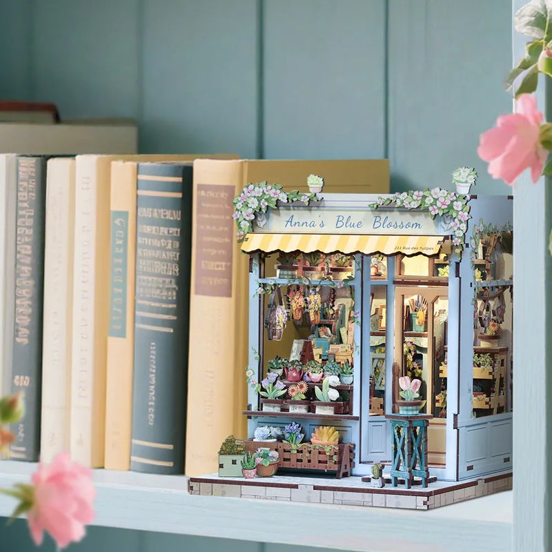 Anna's Blue Blossom Book Nook Kit