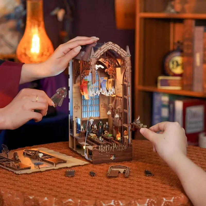 Harry Potter Magic Auditorium Book Nook Kit