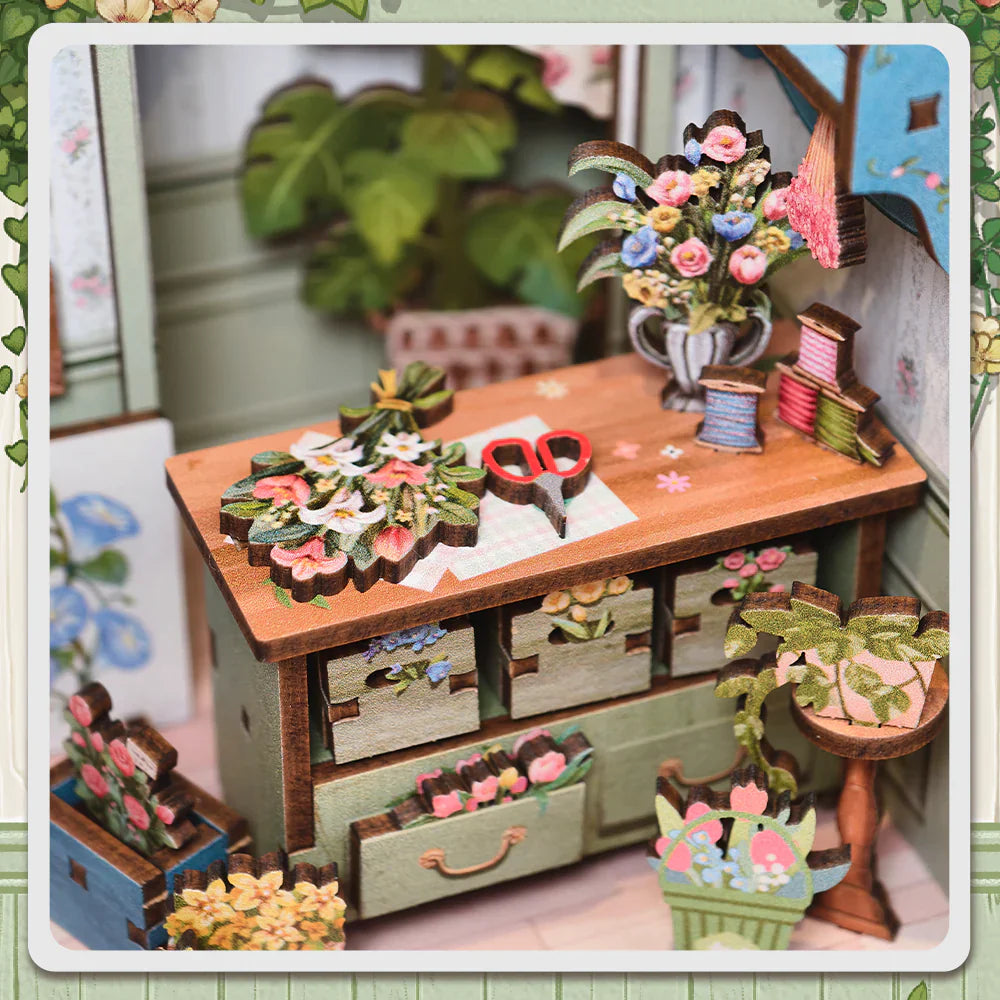Champs-Élysées Florist Book Nook Kit