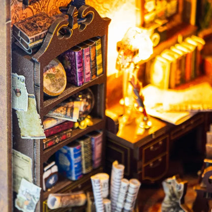 Magical Library Book Nook Kit