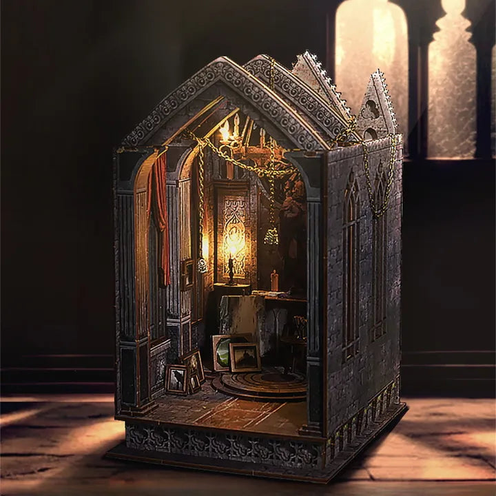 Book Nook - Cicha Nocna Modlitwa