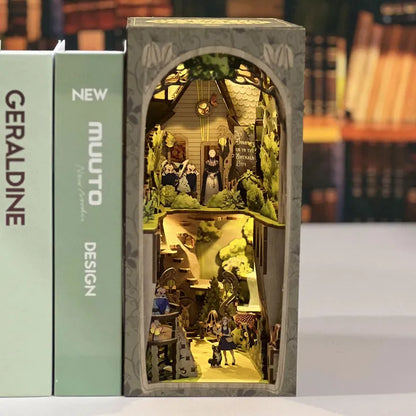 The Wizard of Oz Book Nook Kit