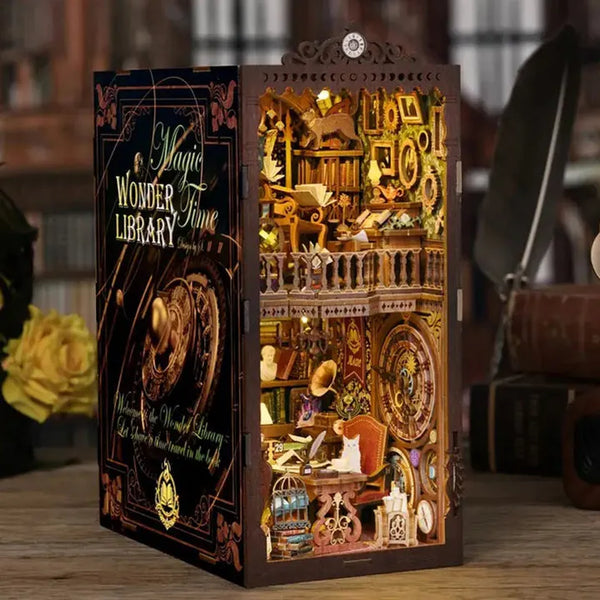 Wonder Library Book Nook Kit